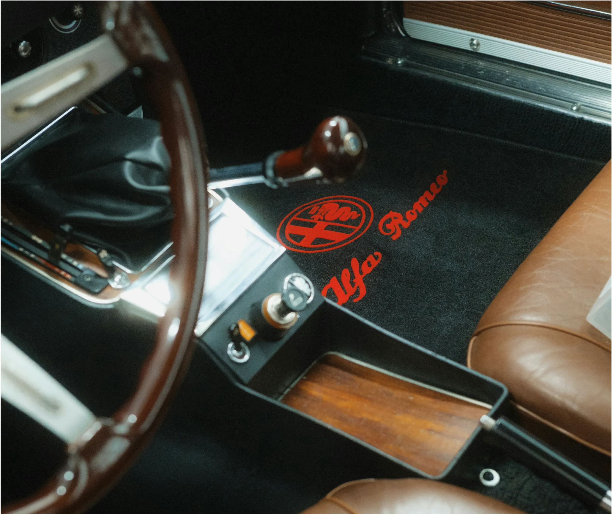 EA_Alfa Romeo_1 Inside Alfa Romeo Vehicle